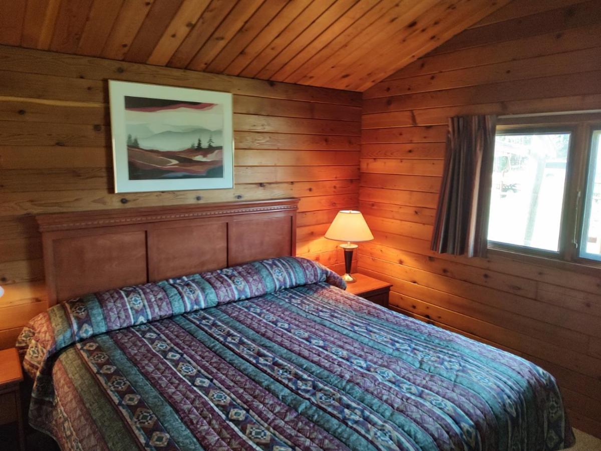 Lac Le Jeune Nature Resort Logan Lake Zewnętrze zdjęcie
