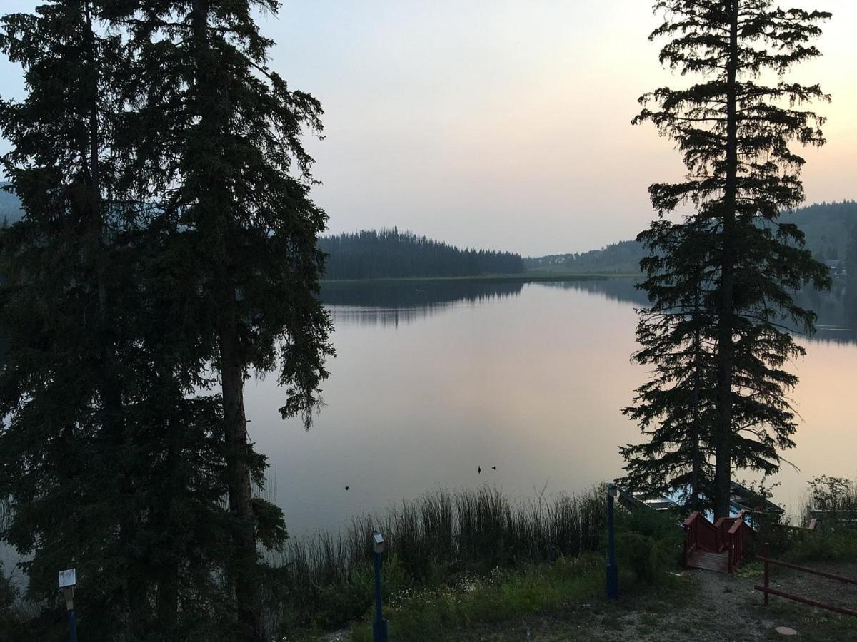 Lac Le Jeune Nature Resort Logan Lake Zewnętrze zdjęcie