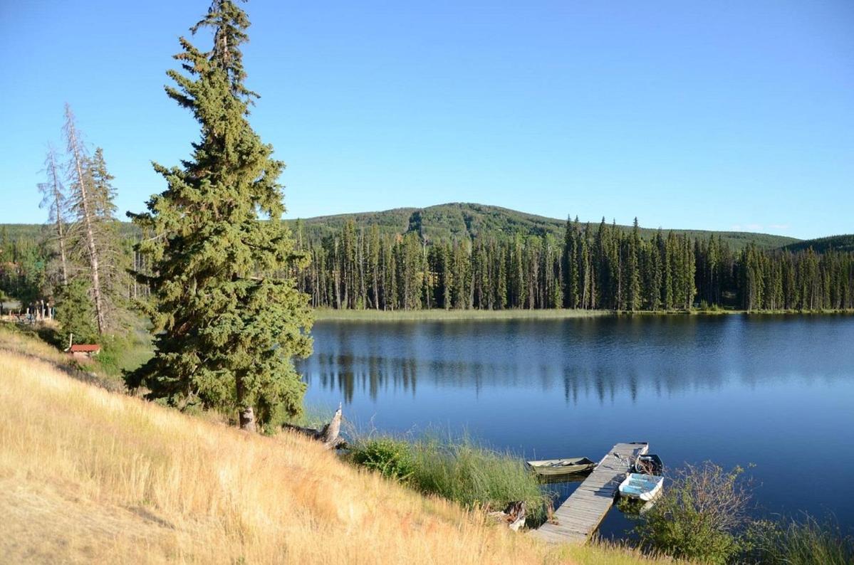 Lac Le Jeune Nature Resort Logan Lake Zewnętrze zdjęcie
