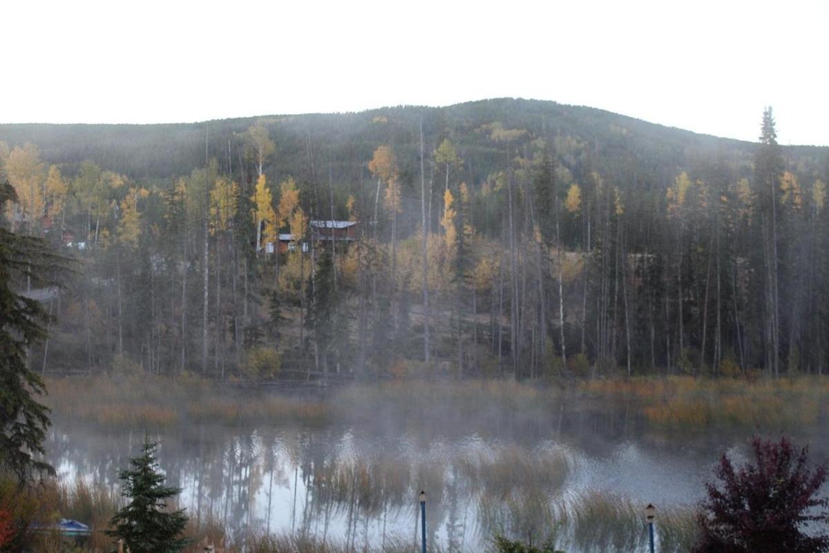 Lac Le Jeune Nature Resort Logan Lake Zewnętrze zdjęcie