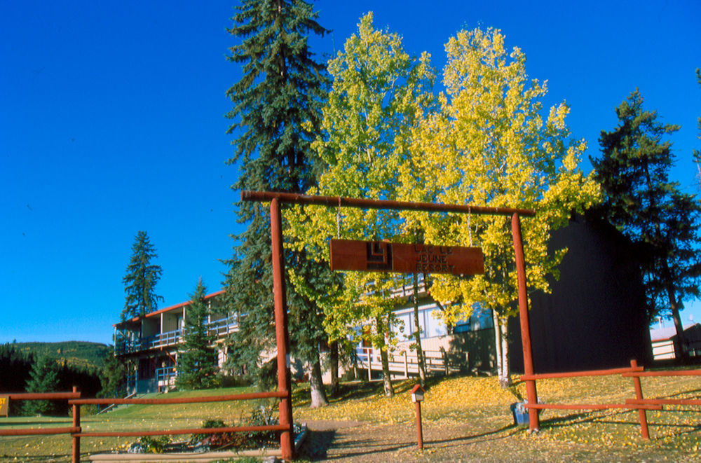 Lac Le Jeune Nature Resort Logan Lake Zewnętrze zdjęcie